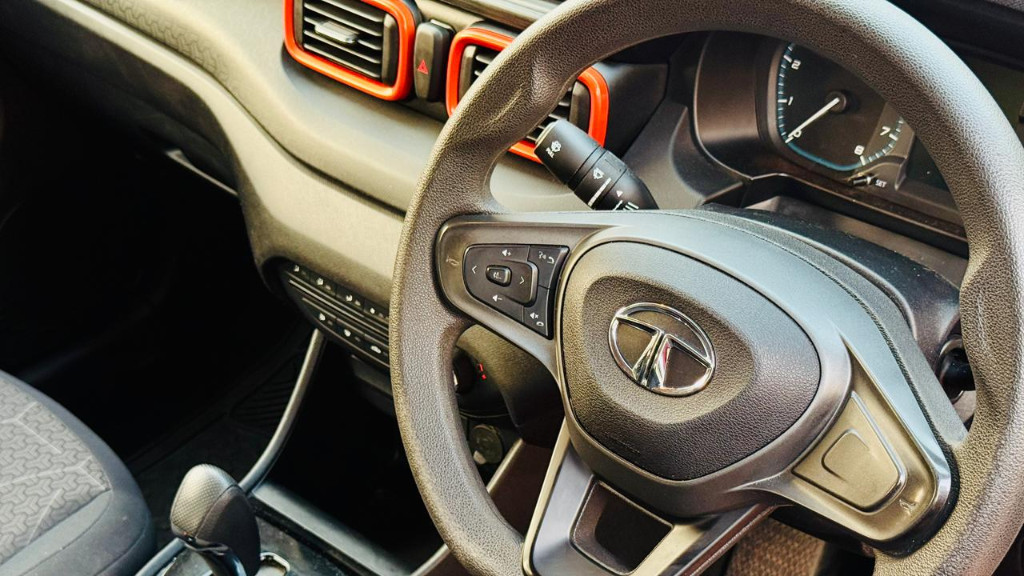 Used Cars in Trivandrum, Kerala - TATA PUNCH ADV 1.2P BS6 AMT