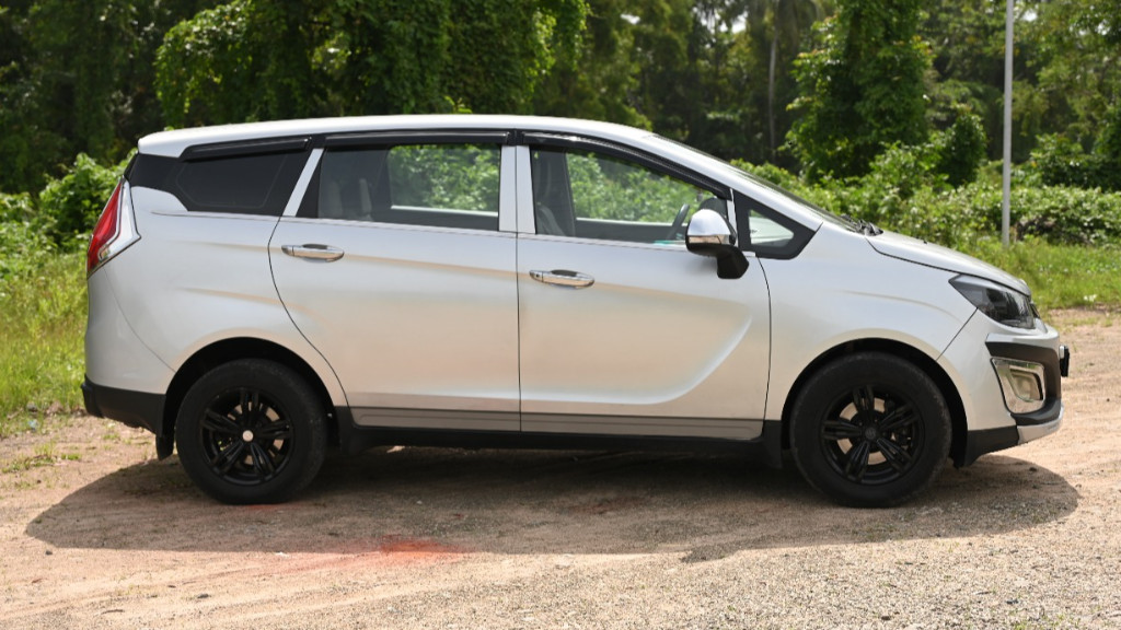 Used Cars in Trivandrum, Kerala - MAHINDRA MARAZZO 7STR M2 MT