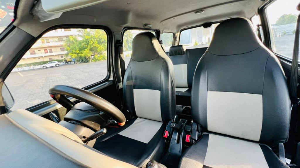 Used Cars in Trivandrum, Kerala - MARUTI SUZUKI EECO 5 STR AC