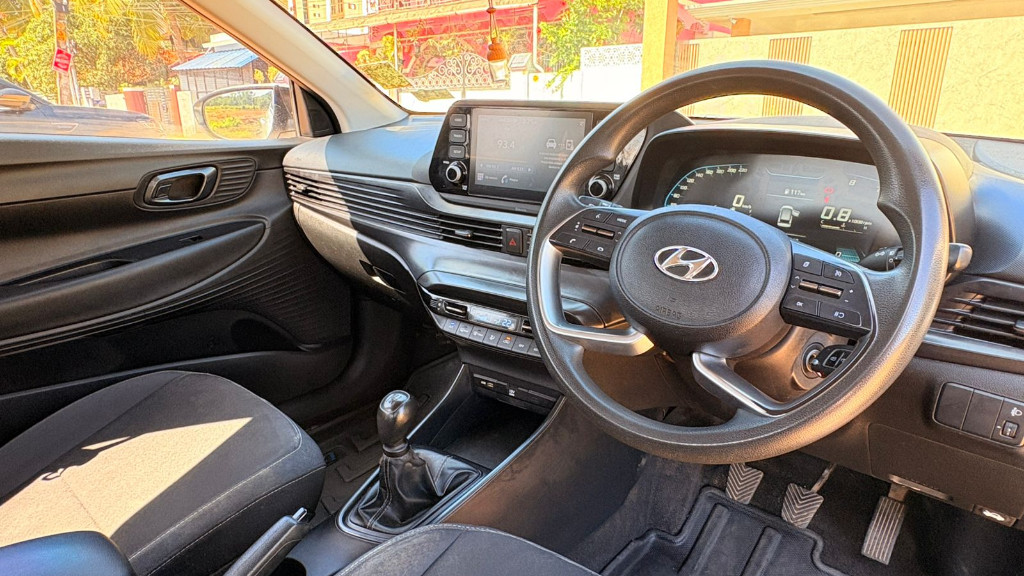 Used Cars in Trivandrum, Kerala - HYUNDAI I20 SPORTZ 1.2 KAPPA MT