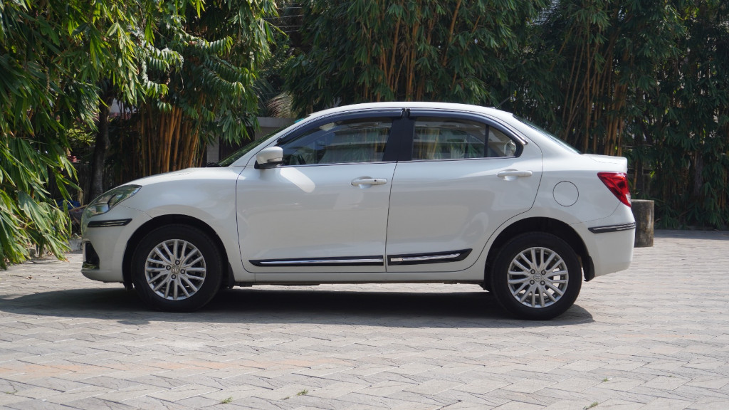 Used Cars in Trivandrum, Kerala - MARUTI SUZUKI DZIRE ZXI AGS