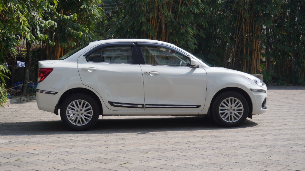 Used Cars in Trivandrum, Kerala - MARUTI SUZUKI DZIRE ZXI AGS
