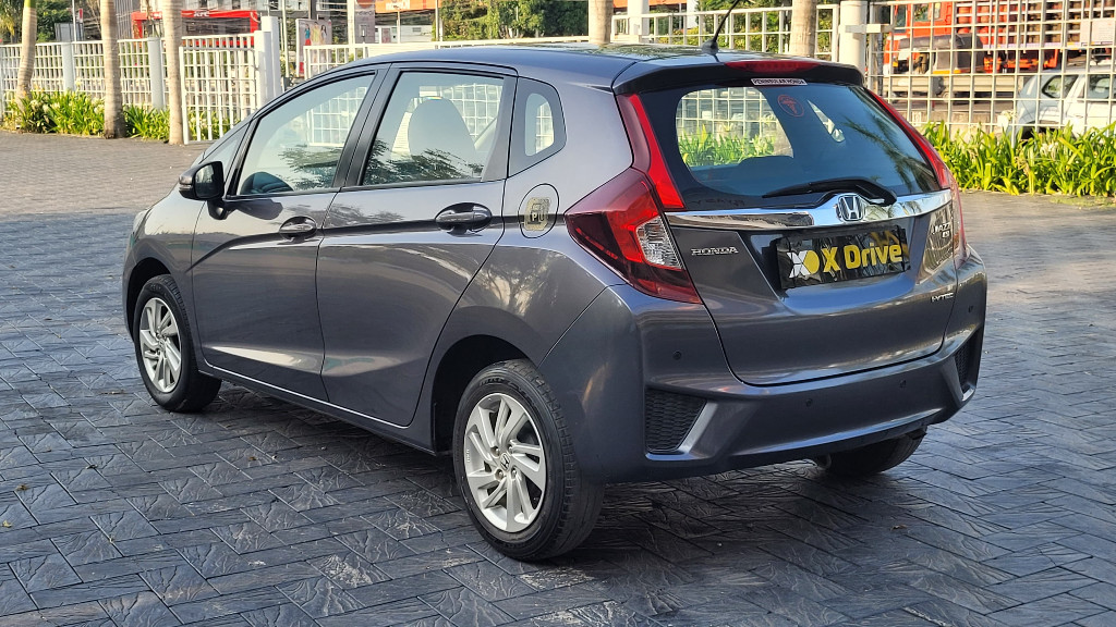 Used Cars in Trivandrum, Kerala - HONDA JAZZ 1.2 V MT (IVTEC) E IV