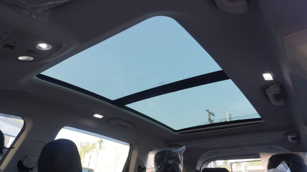 Used Cars in Trivandrum, Kerala - Mahindra XUV700 AX5 Diesel AT 7 STR