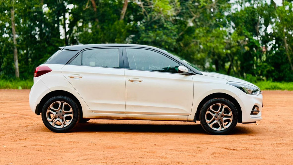 Used Cars in Trivandrum, Kerala - HYUNDAI I20 ASTA DUAL TONE VTVT 