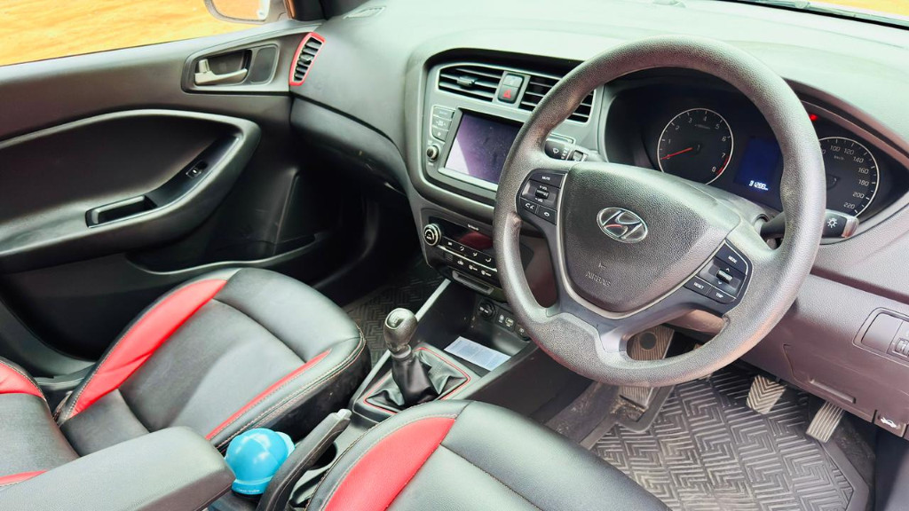 Used Cars in Trivandrum, Kerala - HYUNDAI I20 ASTA DUAL TONE VTVT 