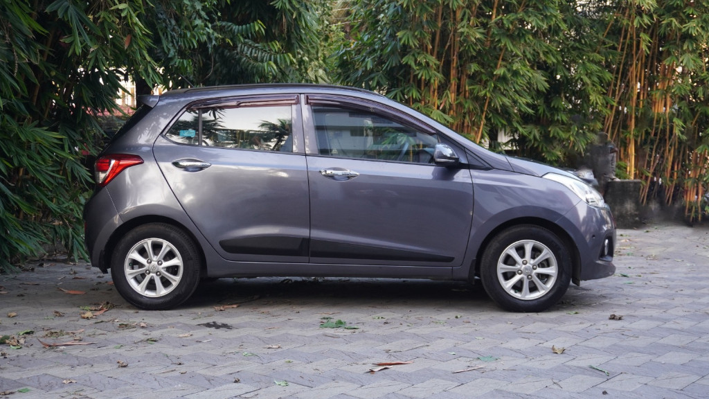 Used Cars in Trivandrum, Kerala - HYUNDAI GRAND I10 ASTA AT