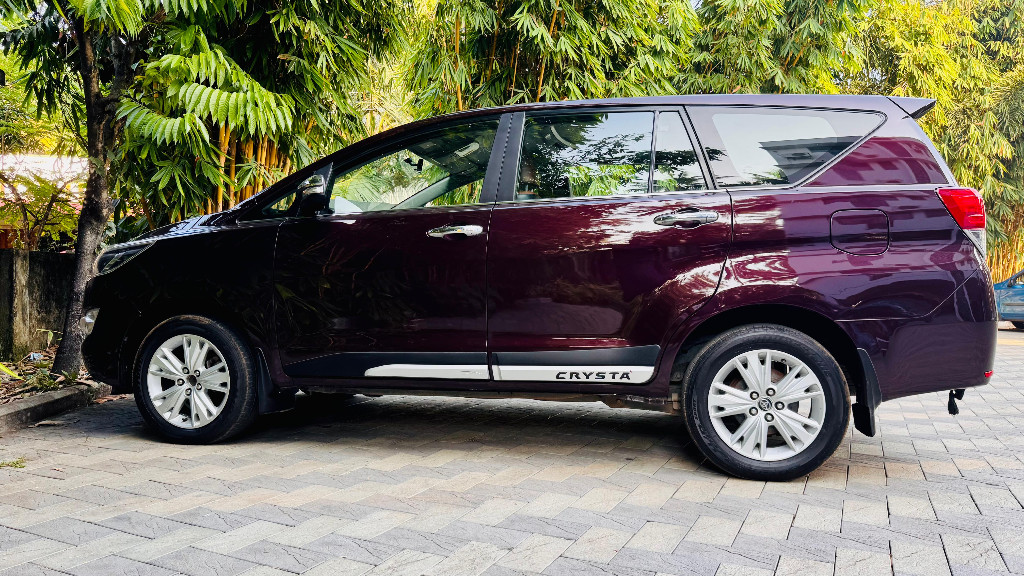 Used Cars in Trivandrum, Kerala - TOYOTA INNOVA CRYSTA 2.8 Z AT