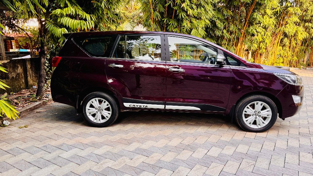 Used Cars in Trivandrum, Kerala - TOYOTA INNOVA CRYSTA 2.8 Z AT