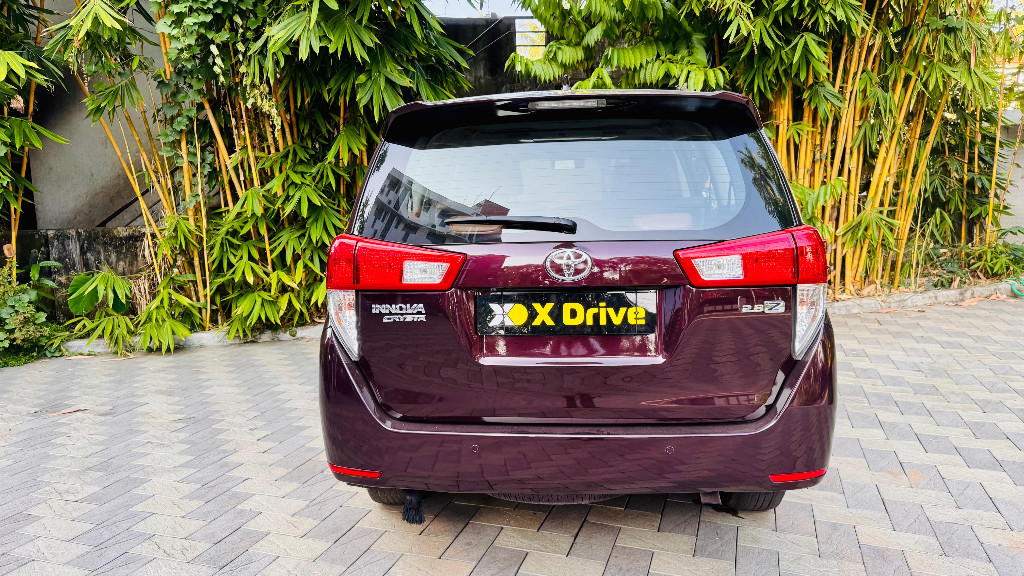 Used Cars in Trivandrum, Kerala - TOYOTA INNOVA CRYSTA 2.8 Z AT