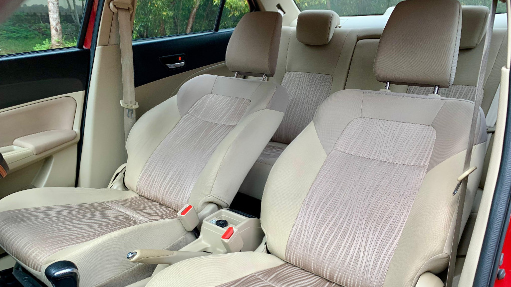 Used Cars in Trivandrum, Kerala - MARUTI SUZUKI DZIRE VXI AGS 