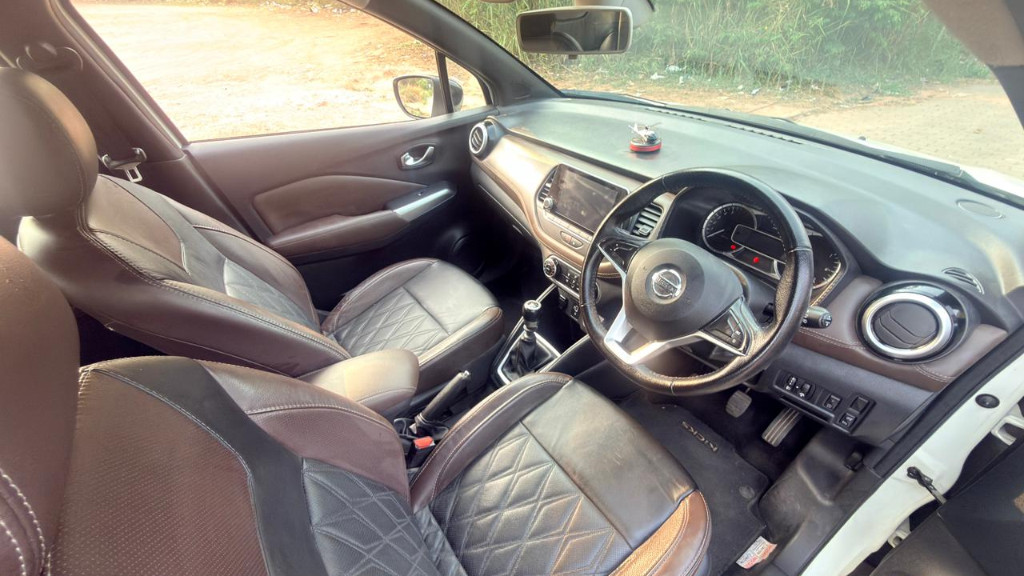 Used Cars in Trivandrum, Kerala - NISSAN KICKS XV PREMIUM DUAL TONE