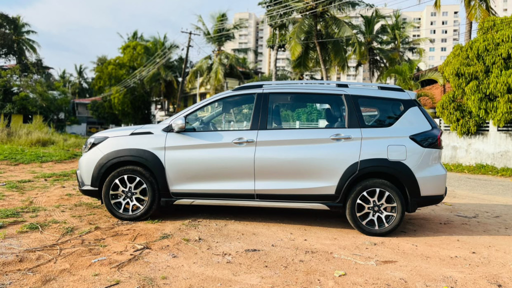 Used Cars in Trivandrum, Kerala - MARUTI SUZUKI XL6 SMART HYBRID ZETA AT