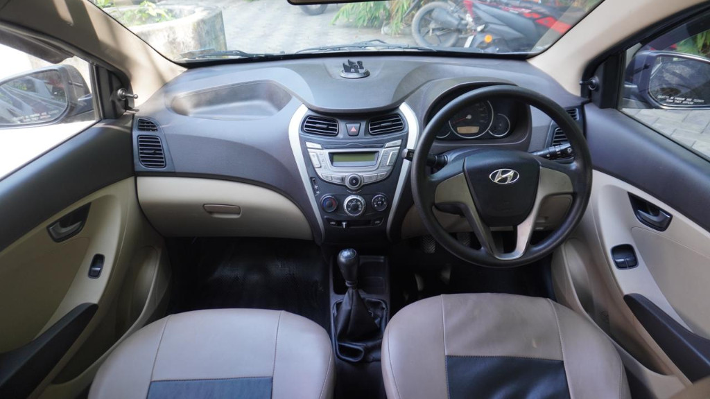 Used Cars in Trivandrum, Kerala - HYUNDAI EON SPORTZ BSIV