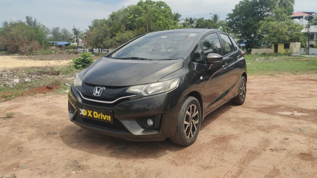 Used Cars in Trivandrum, Kerala - HONDA JAZZ 1.2 SV MT (IVTEC)