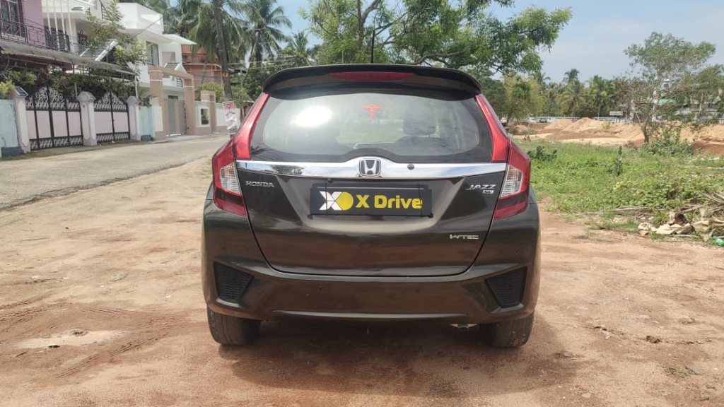 Used Cars in Trivandrum, Kerala - HONDA JAZZ 1.2 SV MT (IVTEC)