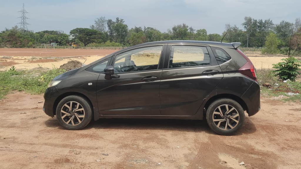 Used Cars in Trivandrum, Kerala - HONDA JAZZ 1.2 SV MT (IVTEC)