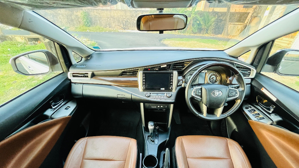 Used Cars in Trivandrum, Kerala - Toyota Innova Crysta ZX 2.4 7 STR