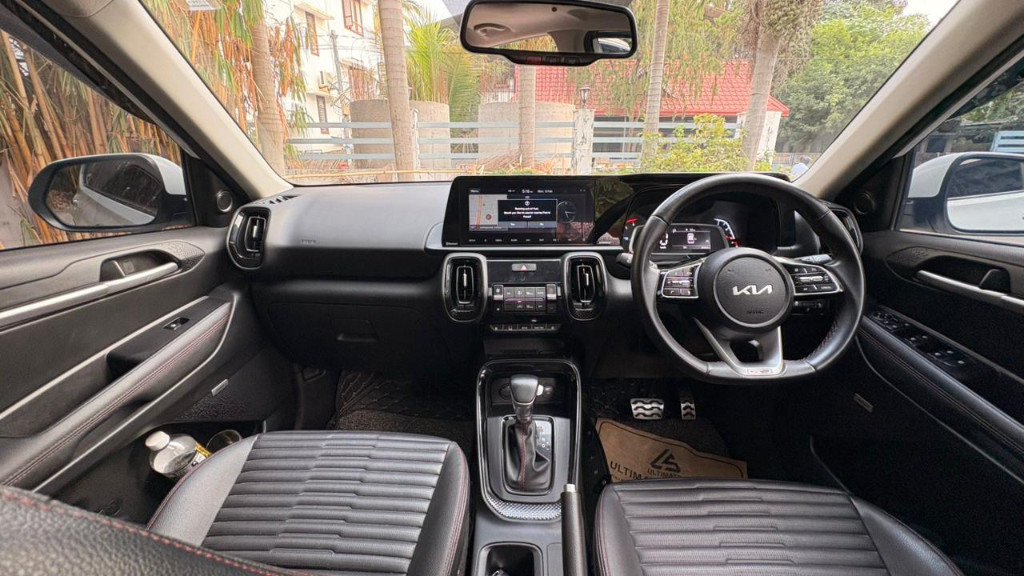 Used Cars in Trivandrum, Kerala - KIA SONET D1.5 6AT GTX PLUS