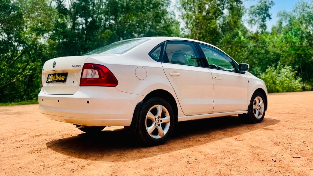 Used Cars in Trivandrum, Kerala - SKODA RAPID AMBITION 1.6 MPI MT ALLOY