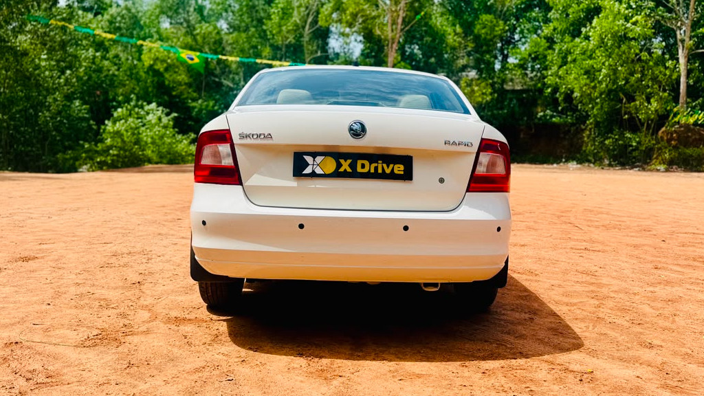 Used Cars in Trivandrum, Kerala - SKODA RAPID AMBITION 1.6 MPI MT ALLOY