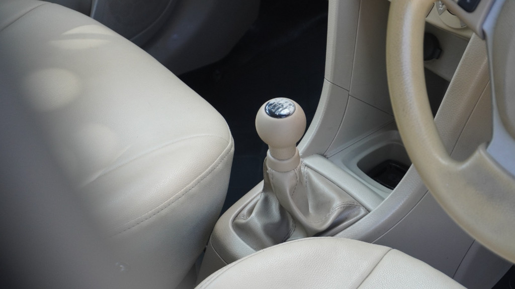 Used Cars in Trivandrum, Kerala - MARUTI SUZUKI ERTIGA ZXI BSIV 