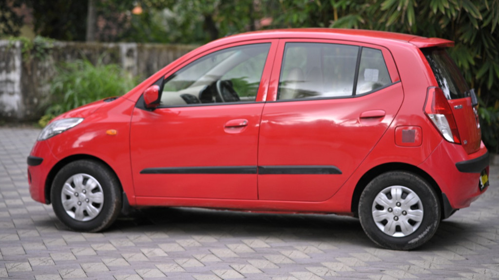 Used Cars in Trivandrum, Kerala - Hyundai i10  Sportz 1.2