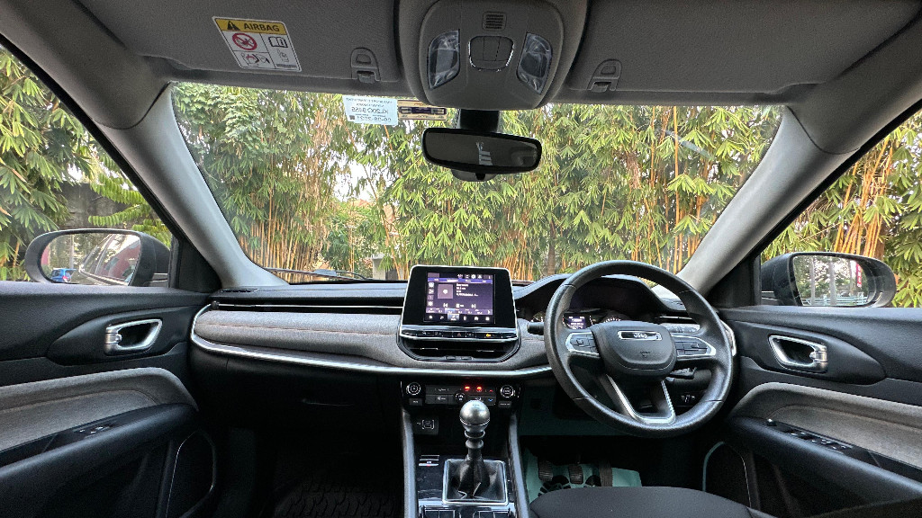 Used Cars in Trivandrum, Kerala - Jeep Compass 2.0 Sport
