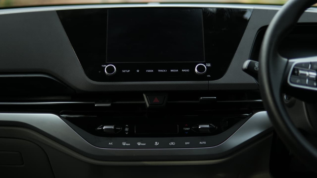 Used Cars in Trivandrum, Kerala - KIA CARENS G1.5 T DCT PRESTIGE PLUS 7