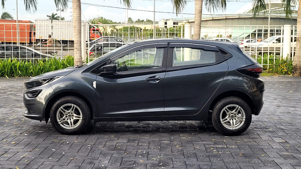 Used Cars in Trivandrum, Kerala - TATA ALTROZ XE 1.2 RTN BS6