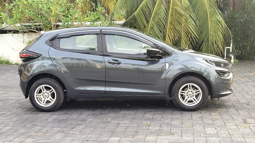 Used Cars in Trivandrum, Kerala - TATA ALTROZ XE 1.2 RTN BS6