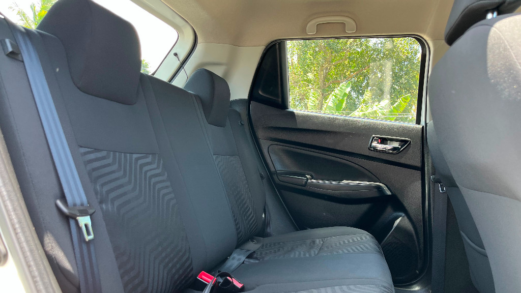 Used Cars in Trivandrum, Kerala - MARUTI SUZUKI SWIFT VXI AMT