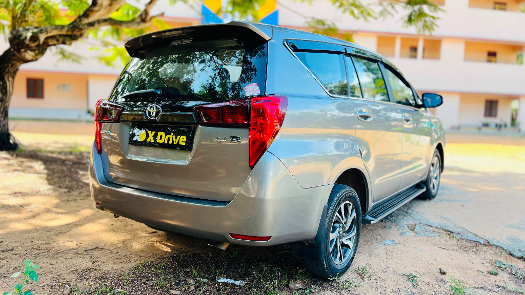 Used Cars in Trivandrum, Kerala - TOYOTA INNOVA CRYSTA 2.4 GX AUTOMATIC