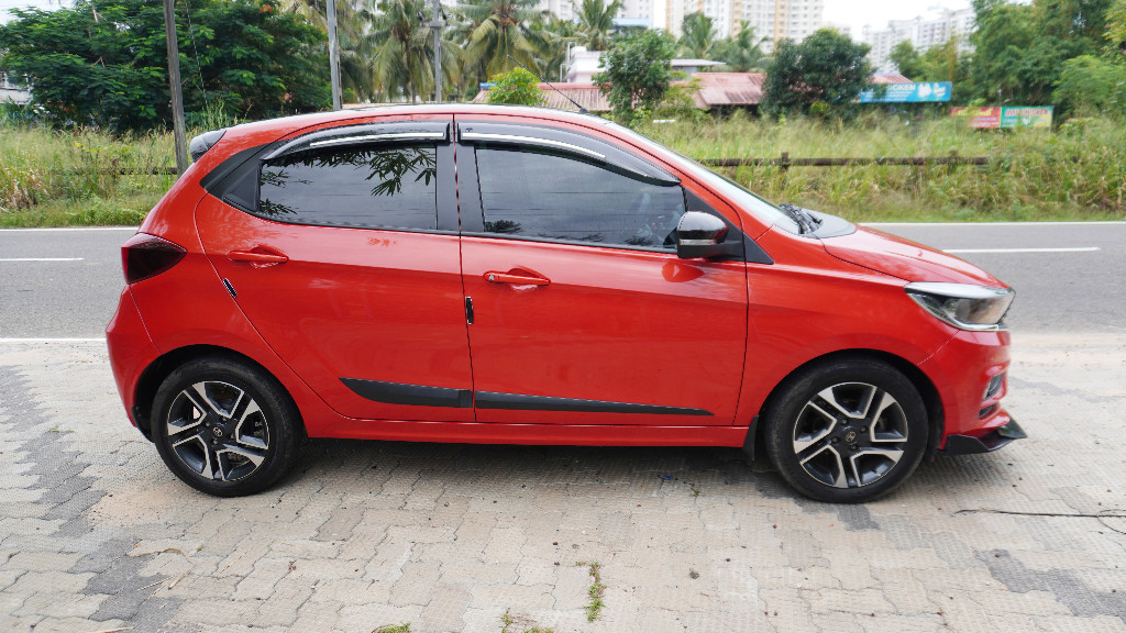 Used Cars in Trivandrum, Kerala - TATA TIAGO XZA+ 1.2 RTN BS6