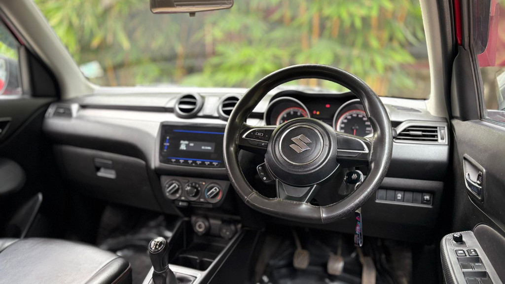 Used Cars in Trivandrum, Kerala - MARUTI SUZUKI SWIFT VXI BS6 