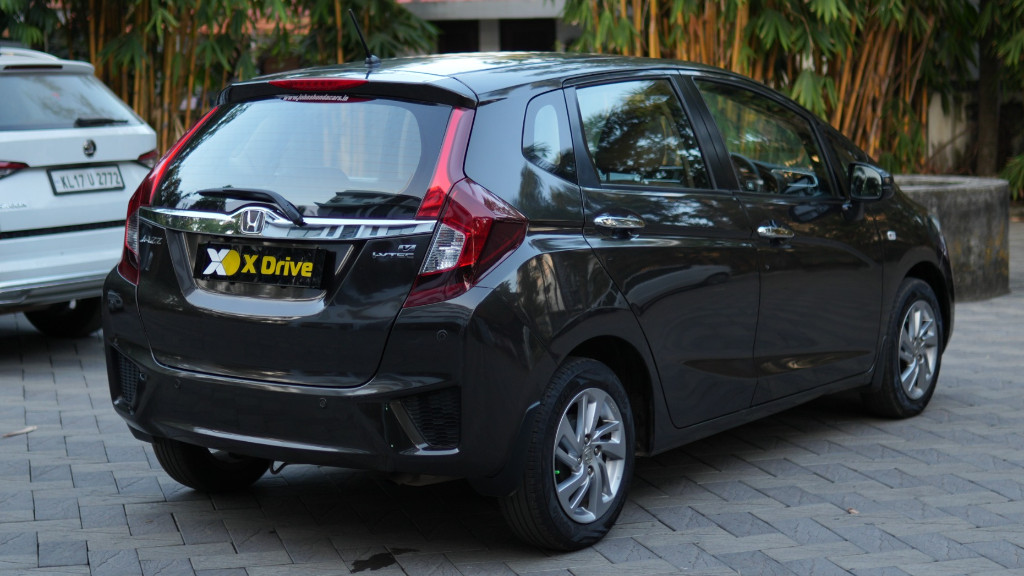 Used Cars in Trivandrum, Kerala - HONDA JAZZ 1.2 VMT (IVTEC)