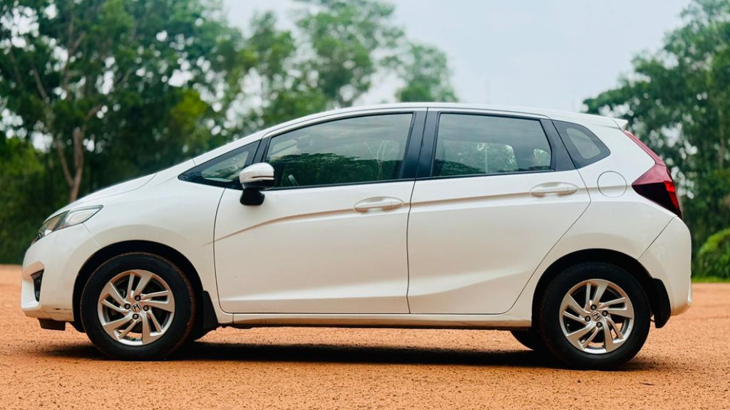 Used Cars in Trivandrum, Kerala - HONDA JAZZ 1.2 CVT IVTEC 2017