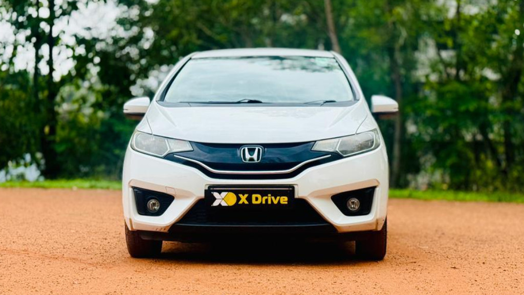Used Cars in Trivandrum, Kerala - HONDA JAZZ 1.2 CVT IVTEC 2017