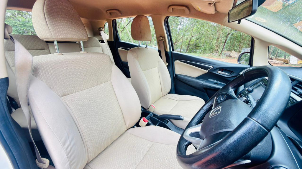 Used Cars in Trivandrum, Kerala - HONDA JAZZ 1.2 CVT IVTEC 2017