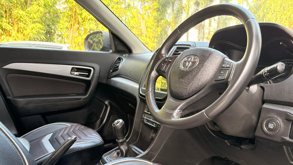 Used Cars in Trivandrum, Kerala - TOYOTA URBAN CRUISER PREMIUM MT