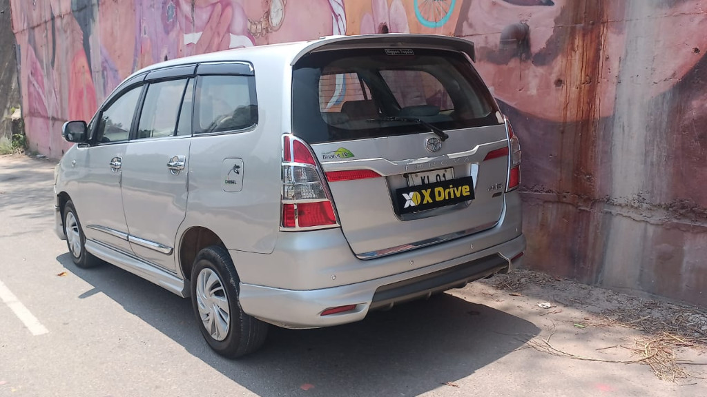 Used Cars in Trivandrum, Kerala - TOYOTA INNOVA 2.5 G 8 STR BSIV