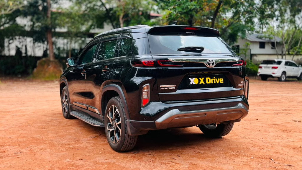 Used Cars in Trivandrum, Kerala - TOYOTA URBAN CRUISER HYRYDER V HYBRID