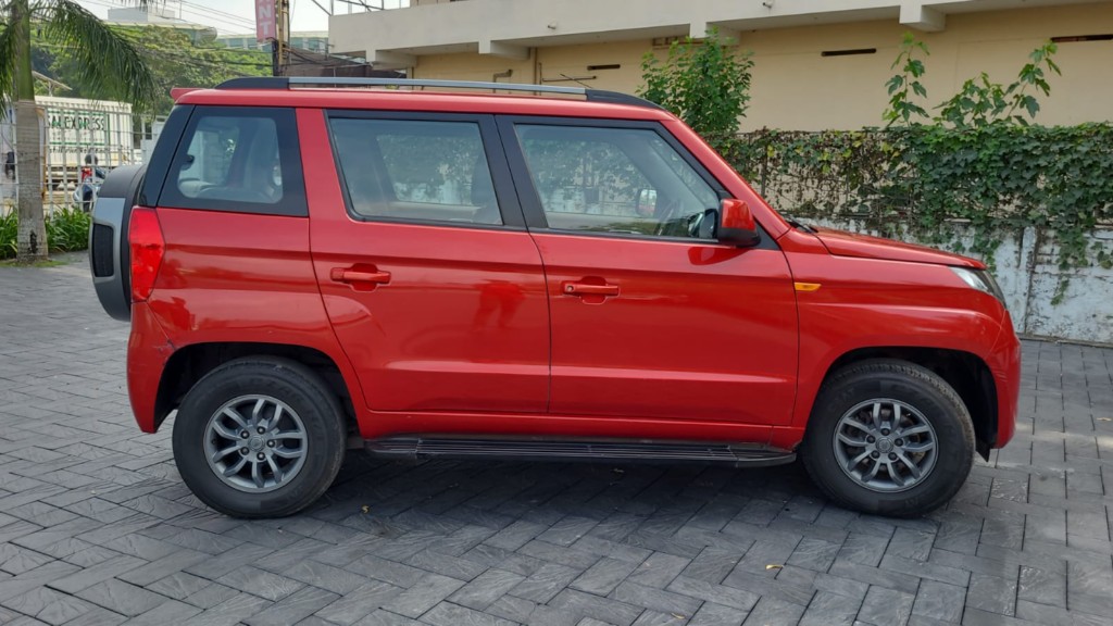 Used Cars in Trivandrum, Kerala - MAHINDRA TUV 300 T10 MHAWK 100R