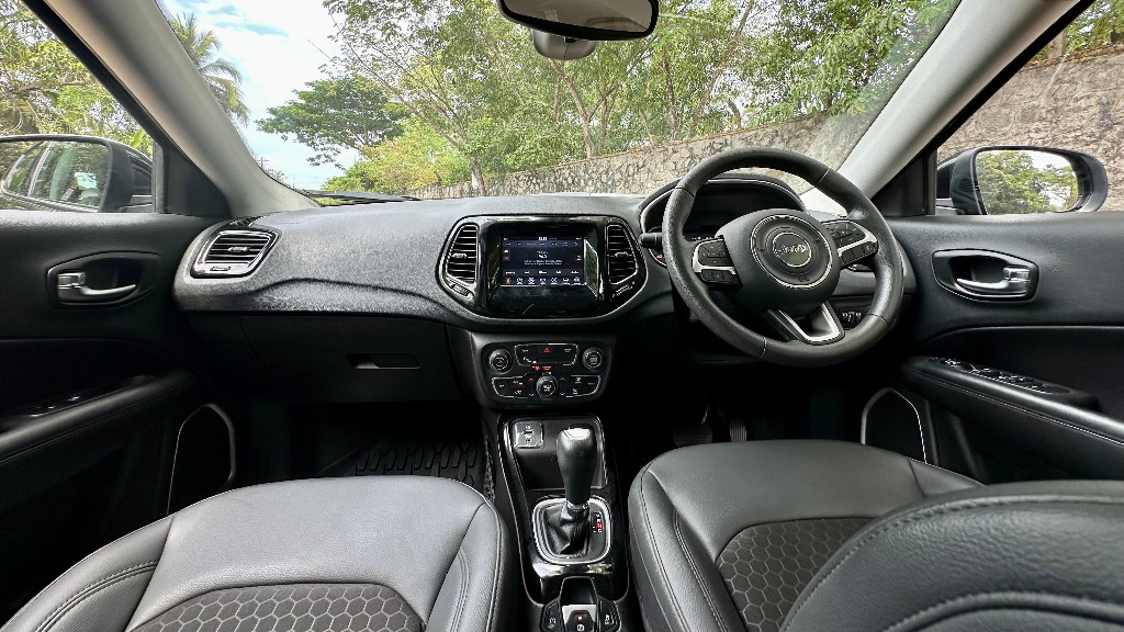 Used Cars in Trivandrum, Kerala - JEEP COMPASS NTEGL MAIR DDCT BS VI