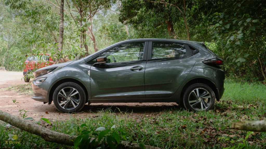 Used Cars in Trivandrum, Kerala - TATA ALTROZ XZ+ 1.2 RTN DCT BS6