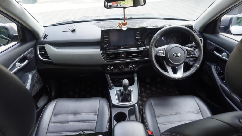 Used Cars in Trivandrum, Kerala - KIA SELTOS G1.5 6MT HTK
