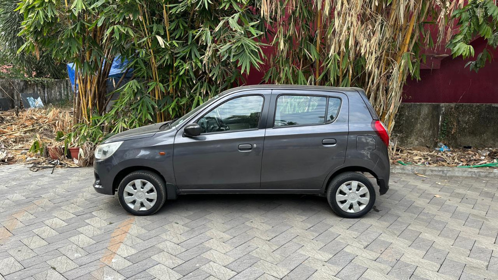 Used Cars in Trivandrum, Kerala - MARUTI SUZUKI ALTO K10 VXI AMT (O)