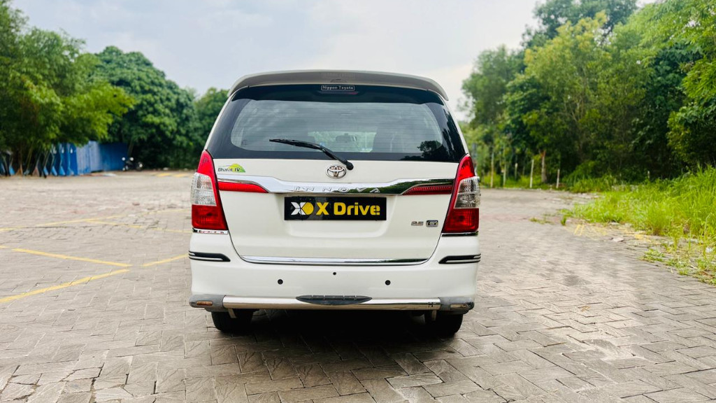 Used Cars in Trivandrum, Kerala - TOYOTA INNOVA 2.5 GX (E4) 7S