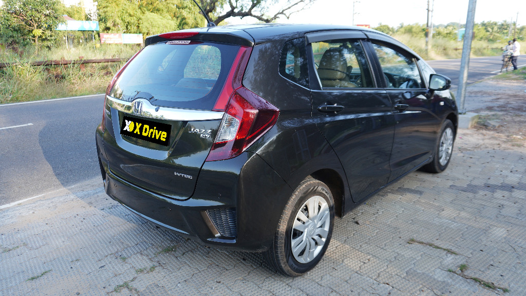 Used Cars in Trivandrum, Kerala - HONDA JAZZ 1.2 SV MT (IVTEC)BSIV