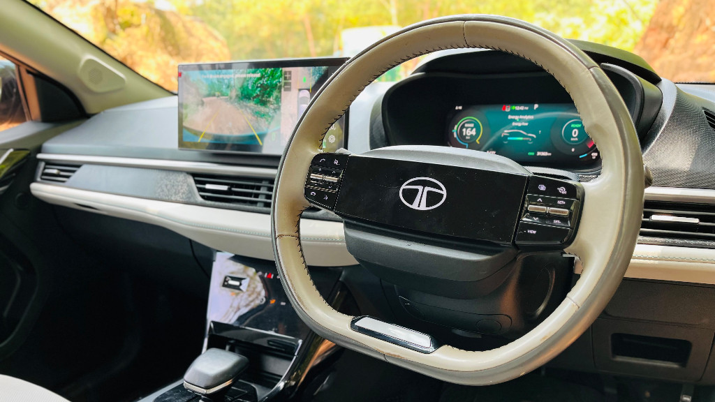 Used Cars in Trivandrum, Kerala - TATA NEXON .EV LR EMP